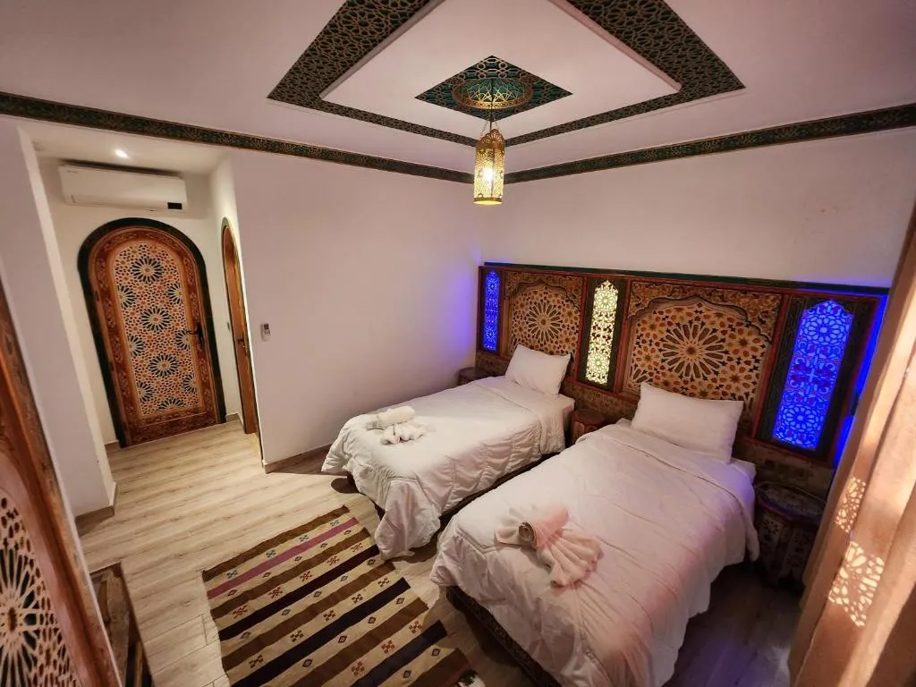 Riad Azemmat, photo 1