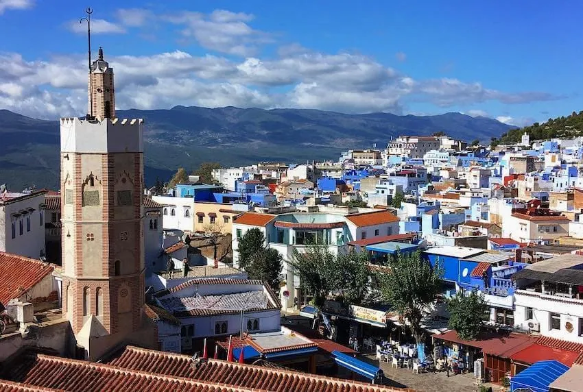 Vue de l’intérieur sur Chefchaouen depuis la Kasbah